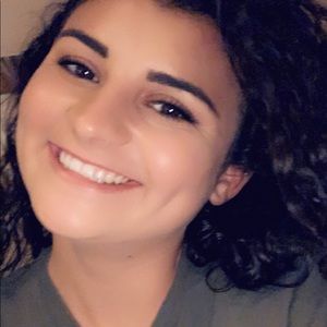 Meet your Posher, Bailee